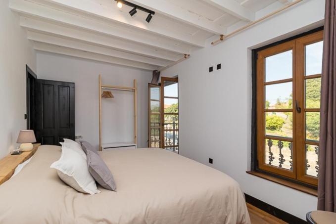 Llulla.Es Villa Cortiguera Luaran gambar