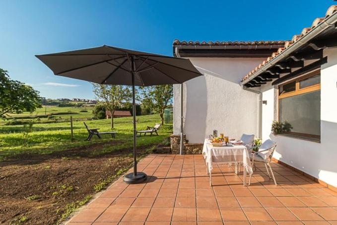 Llulla.Es Villa Cortiguera Luaran gambar